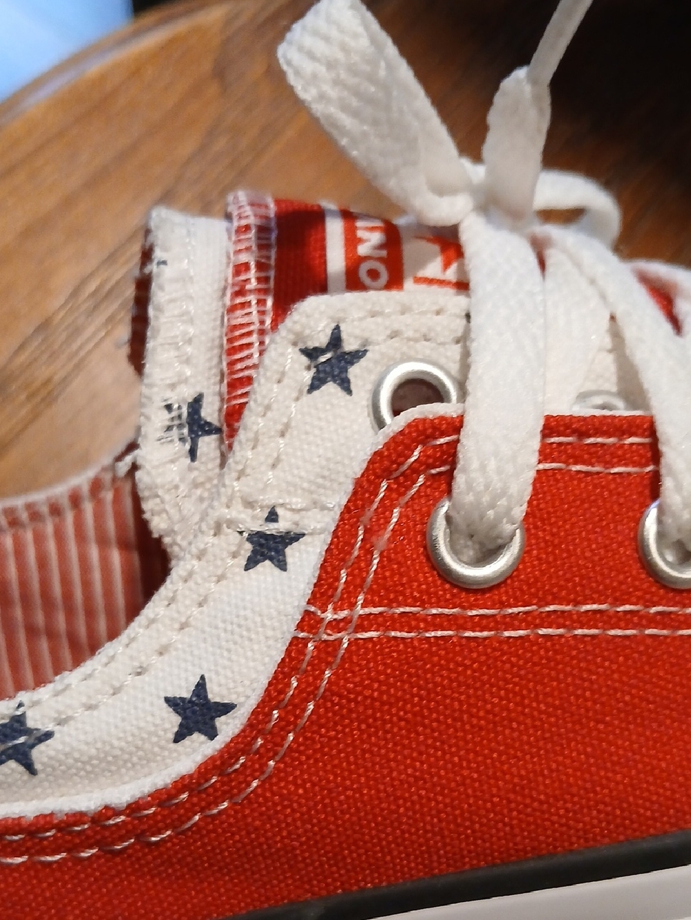 Converse - Picture 7 of 7